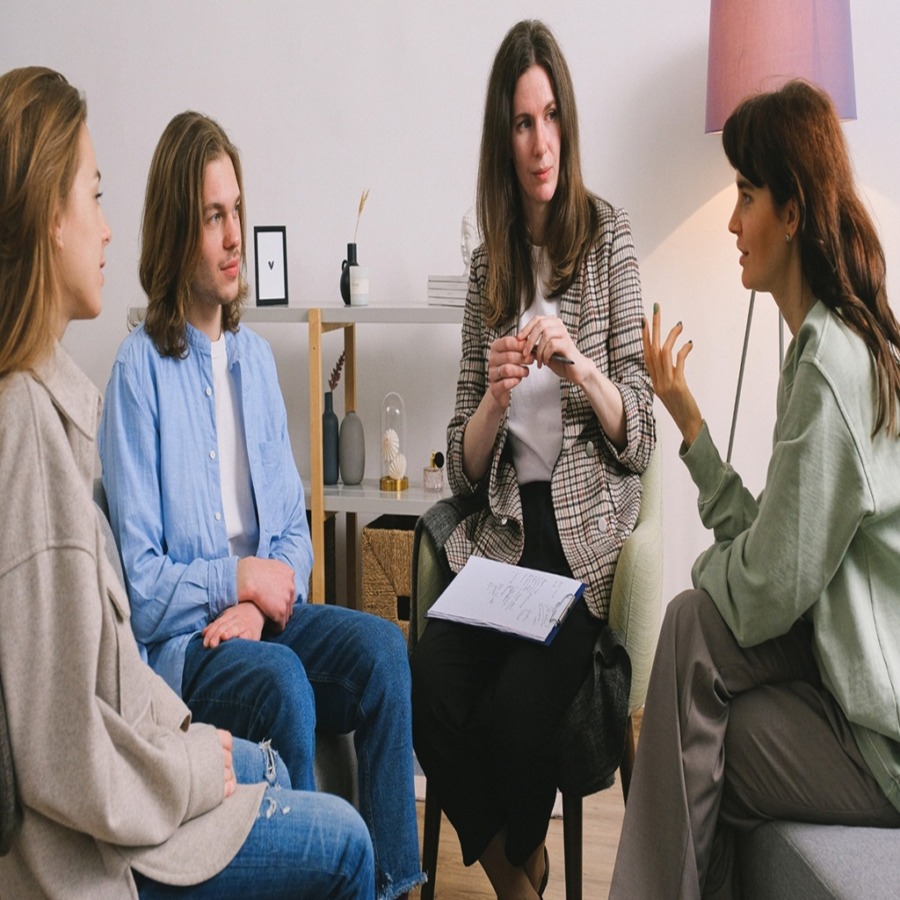 How Couples Therapy in Westchester, NY Can Strengthen Communication and Rebuild Connection- Post - image